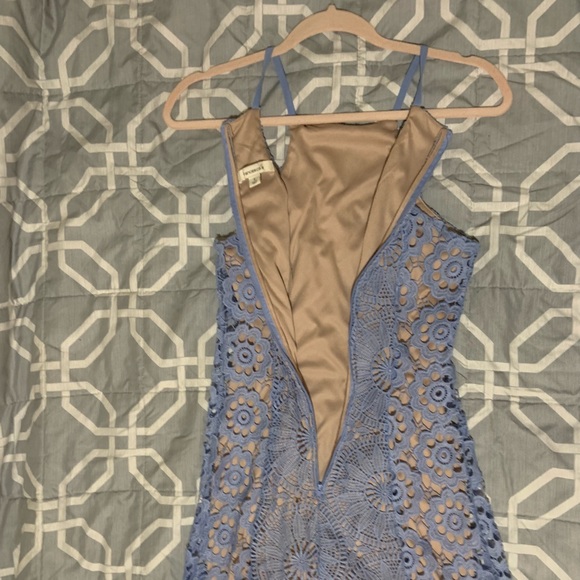 Small periwinkle and tan lace dress from Francescas - Picture 5 of 12